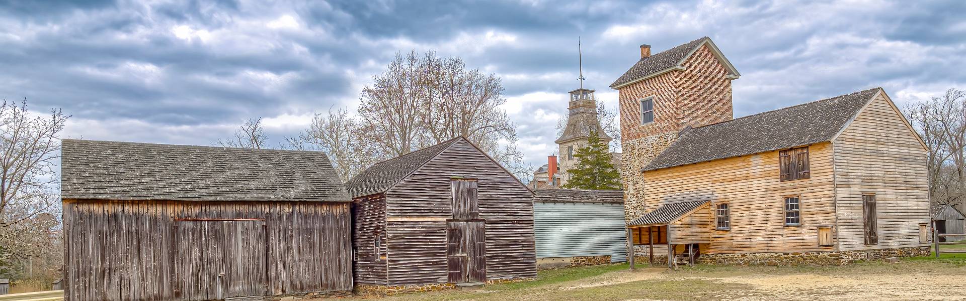 Click to show or hide the buttons