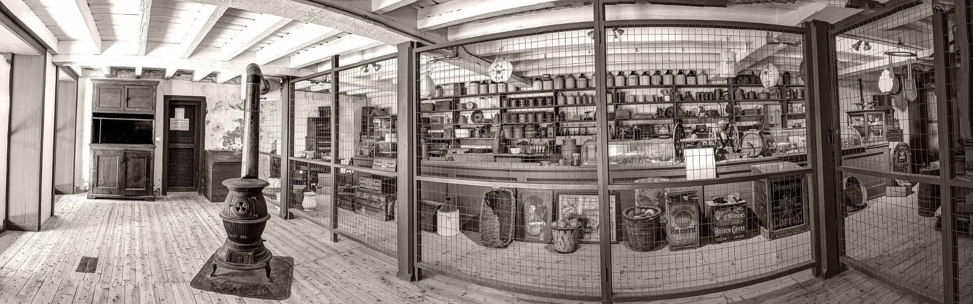 Click to show or hide the buttons